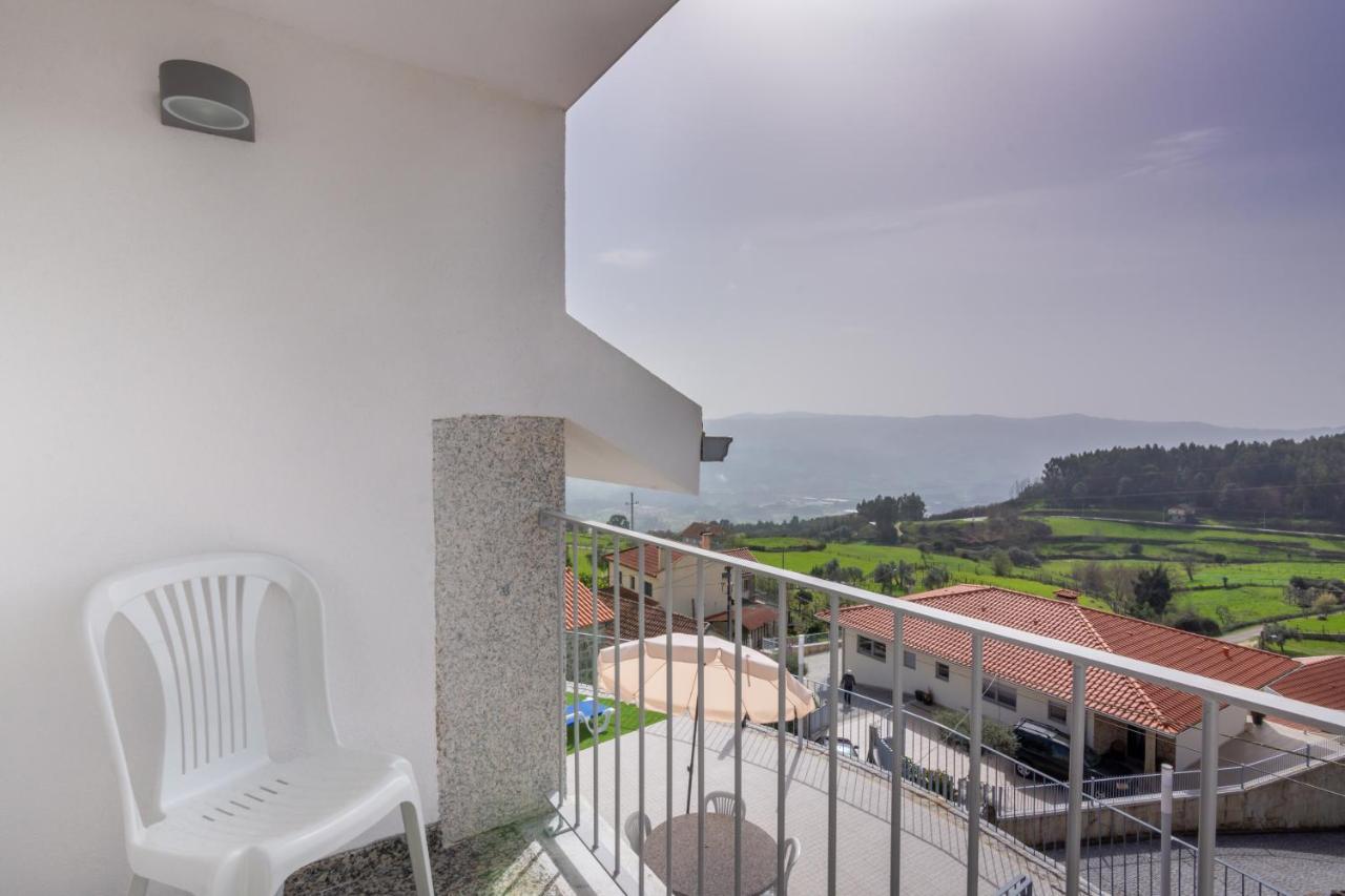 BaloutaAldeamento Casas Do Alto Do Vez公寓 外观 照片